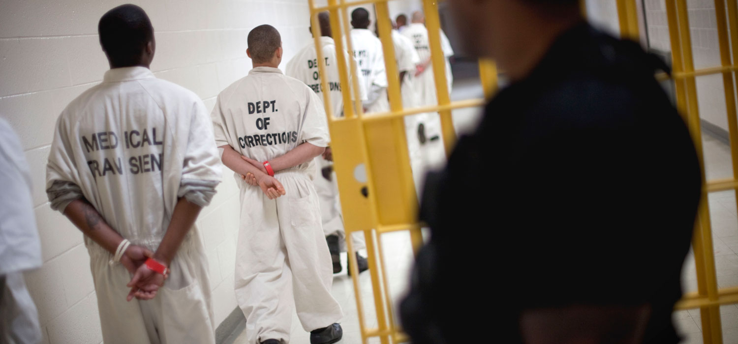 Media Name: ap_federal-prison-pop.jpg