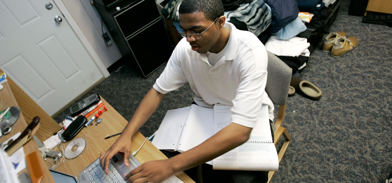 Media Name: ap_pell-grant-2.jpg