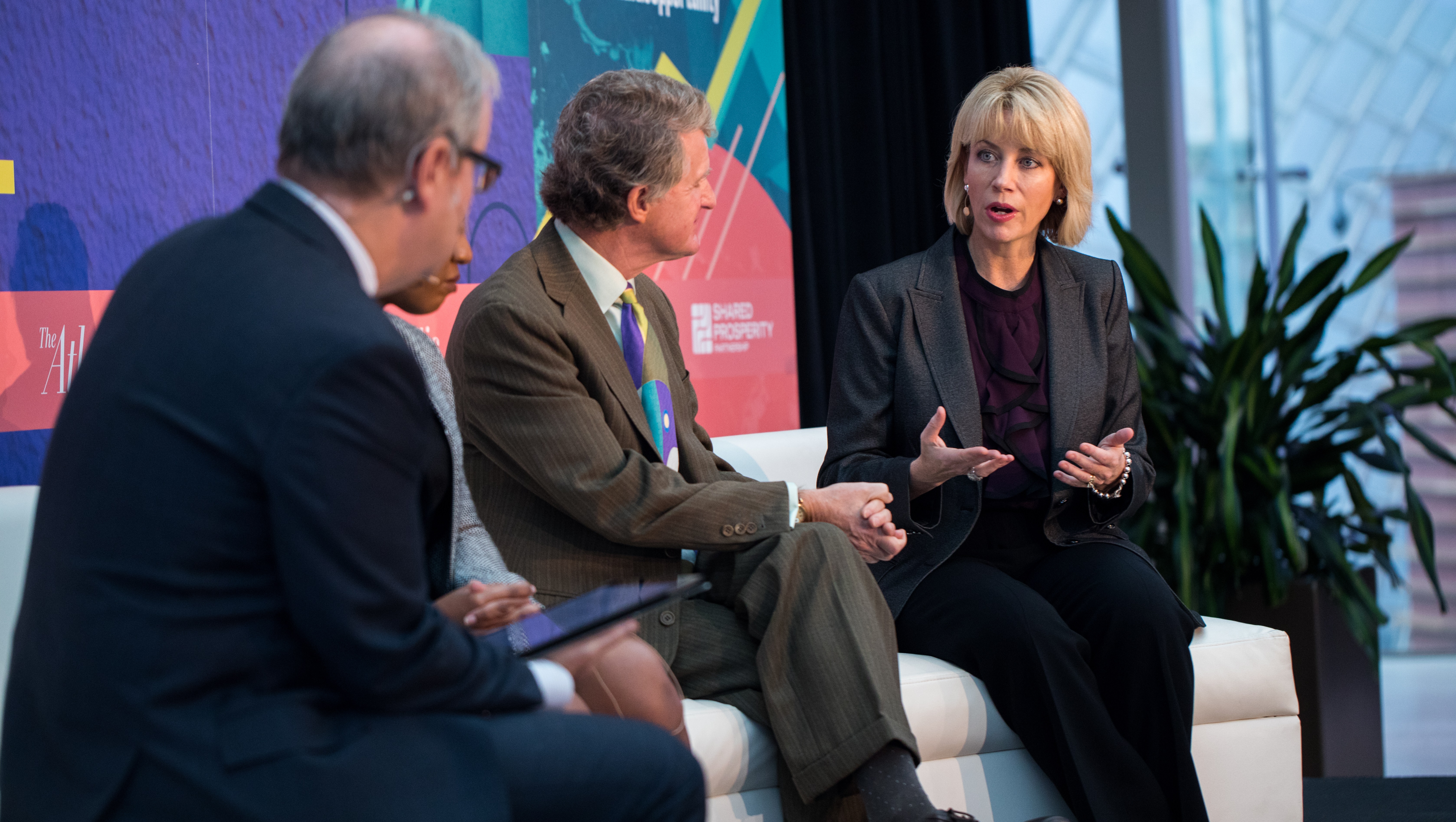 Media Name: 10.18.18atlanticlive0650_crop.jpg