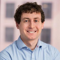 Media Name: macdonald-graham.jpg